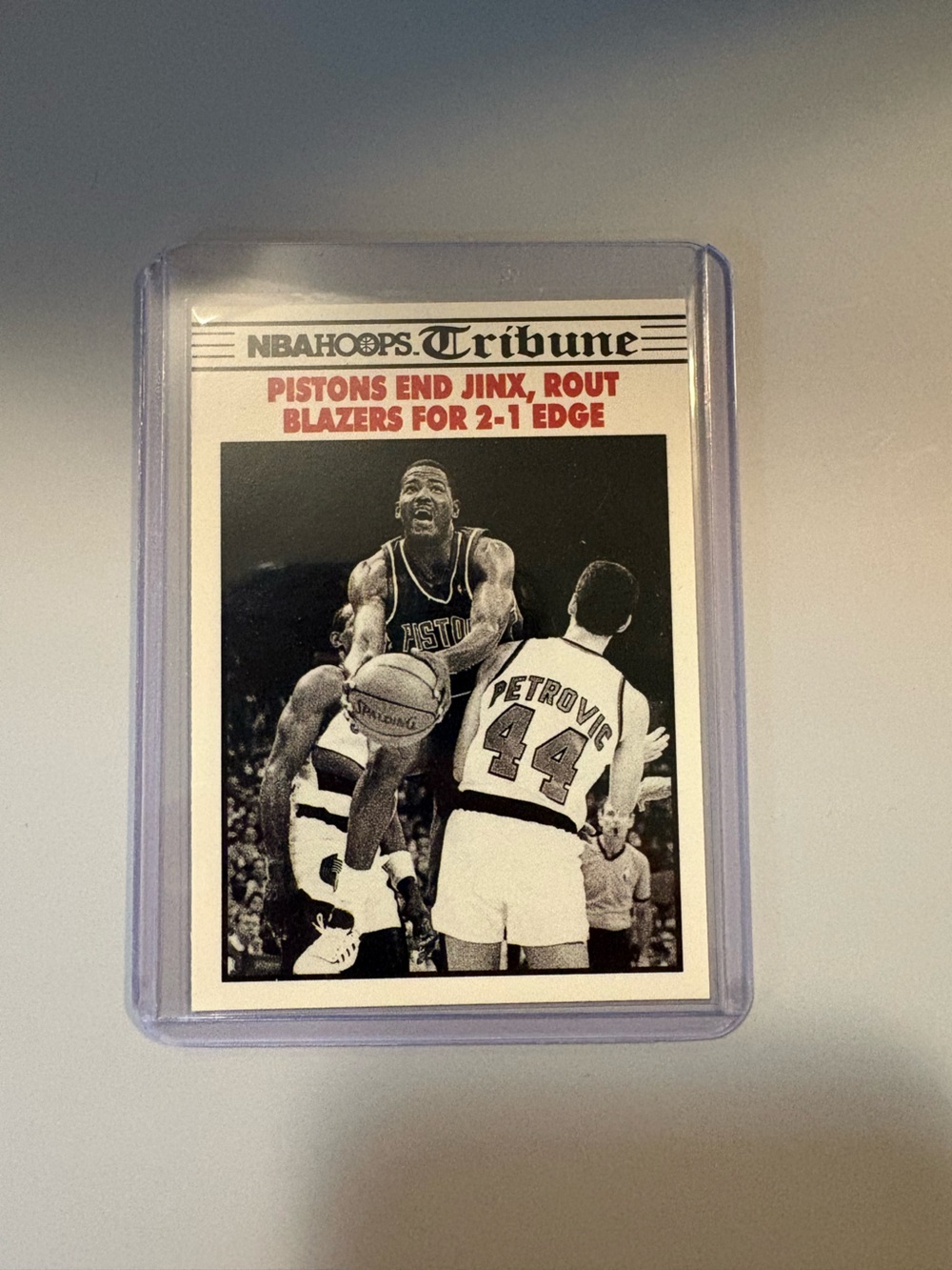 NBA 1990 Tribute Detroit Pistons Vintage Card Sleeve - White/Black